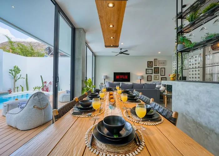 650M To Perenenan Beach! Lux 4Bd Villa With Rooftop Villa Canggu (Bali)