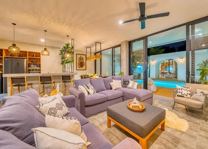 650M To Perenenan Beach! Lux 4Bd Villa With Rooftop Villa *